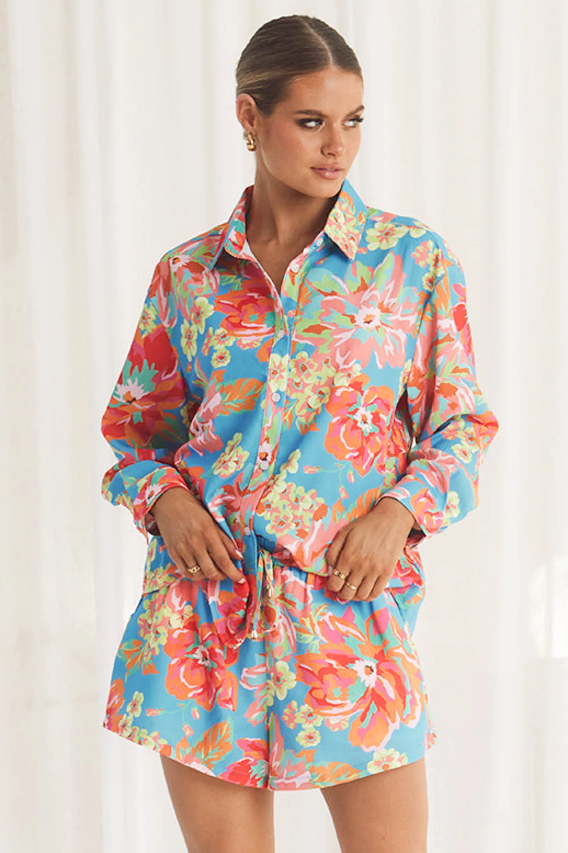 Edenn Shorts / Blue Floral