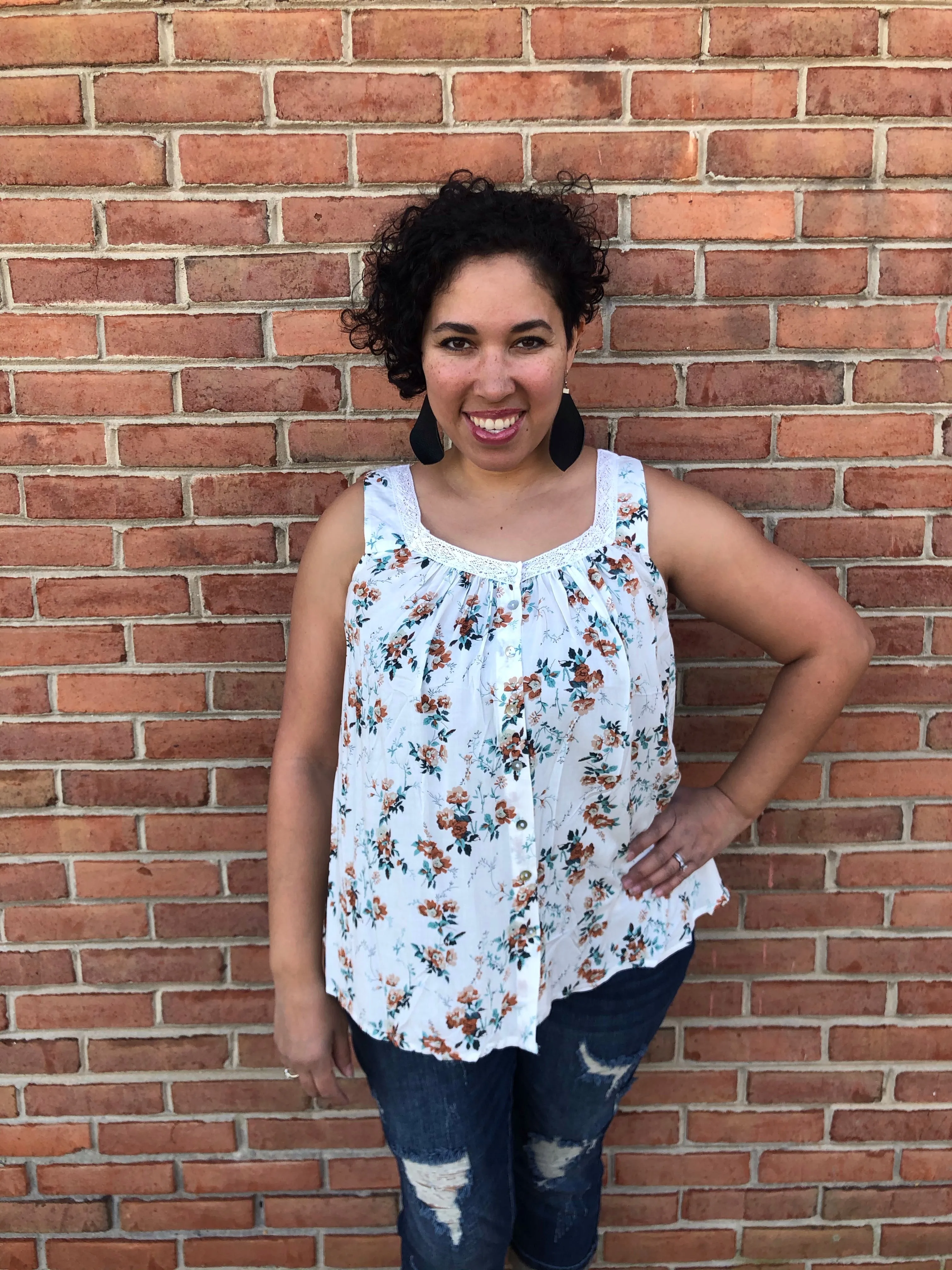 #J222 May's Flowers Top (White)
