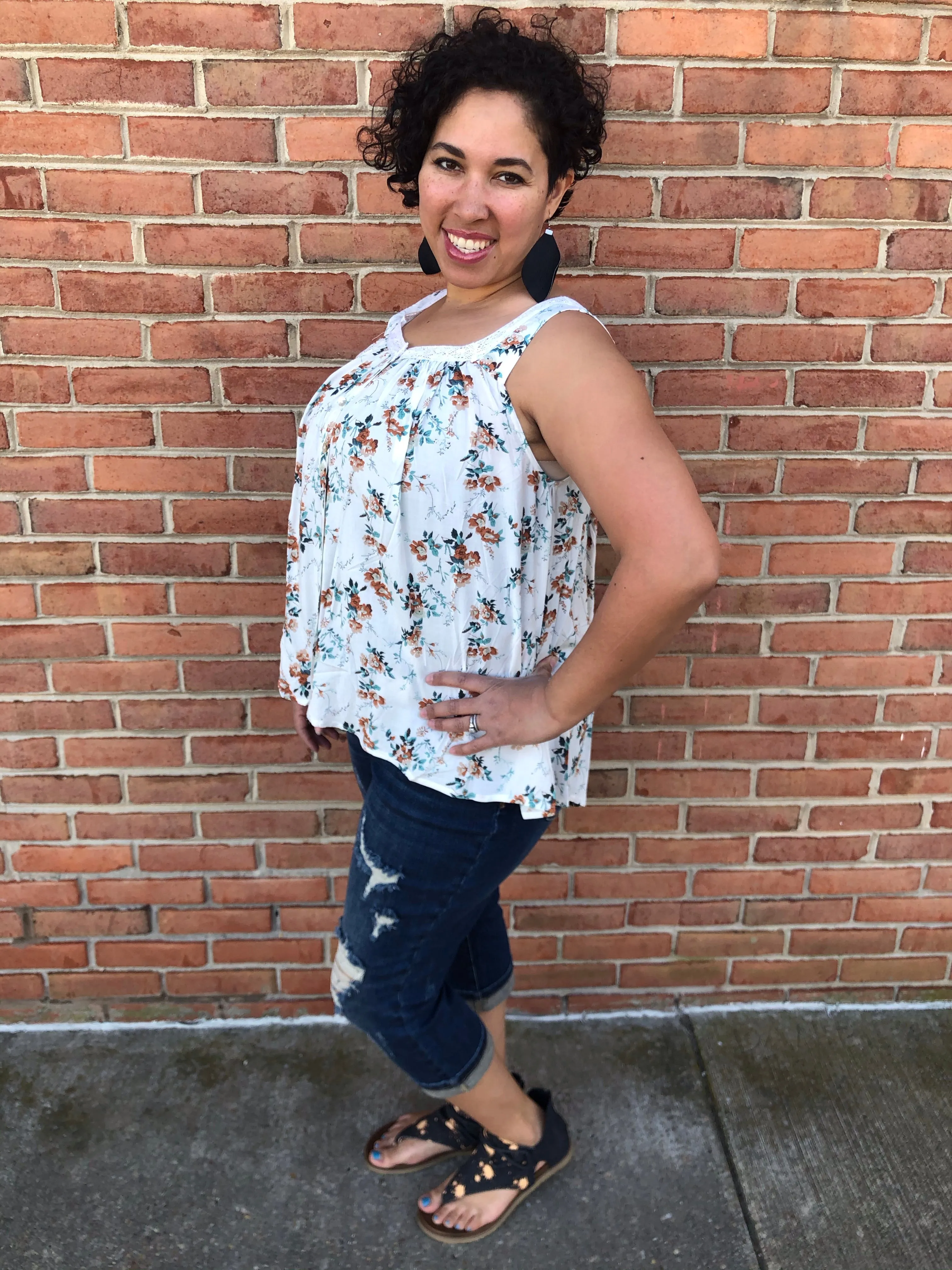 #J222 May's Flowers Top (White)