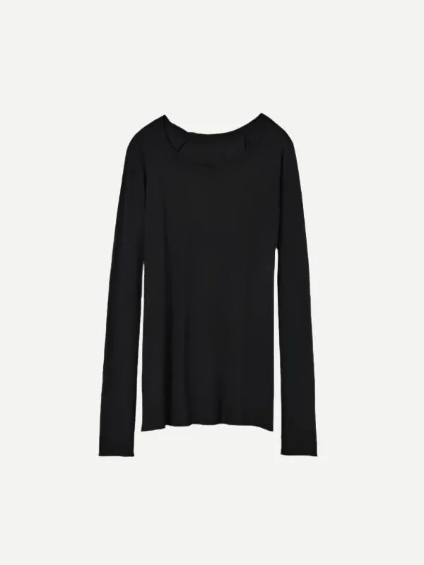Long Sleeve T-Shirt in Black