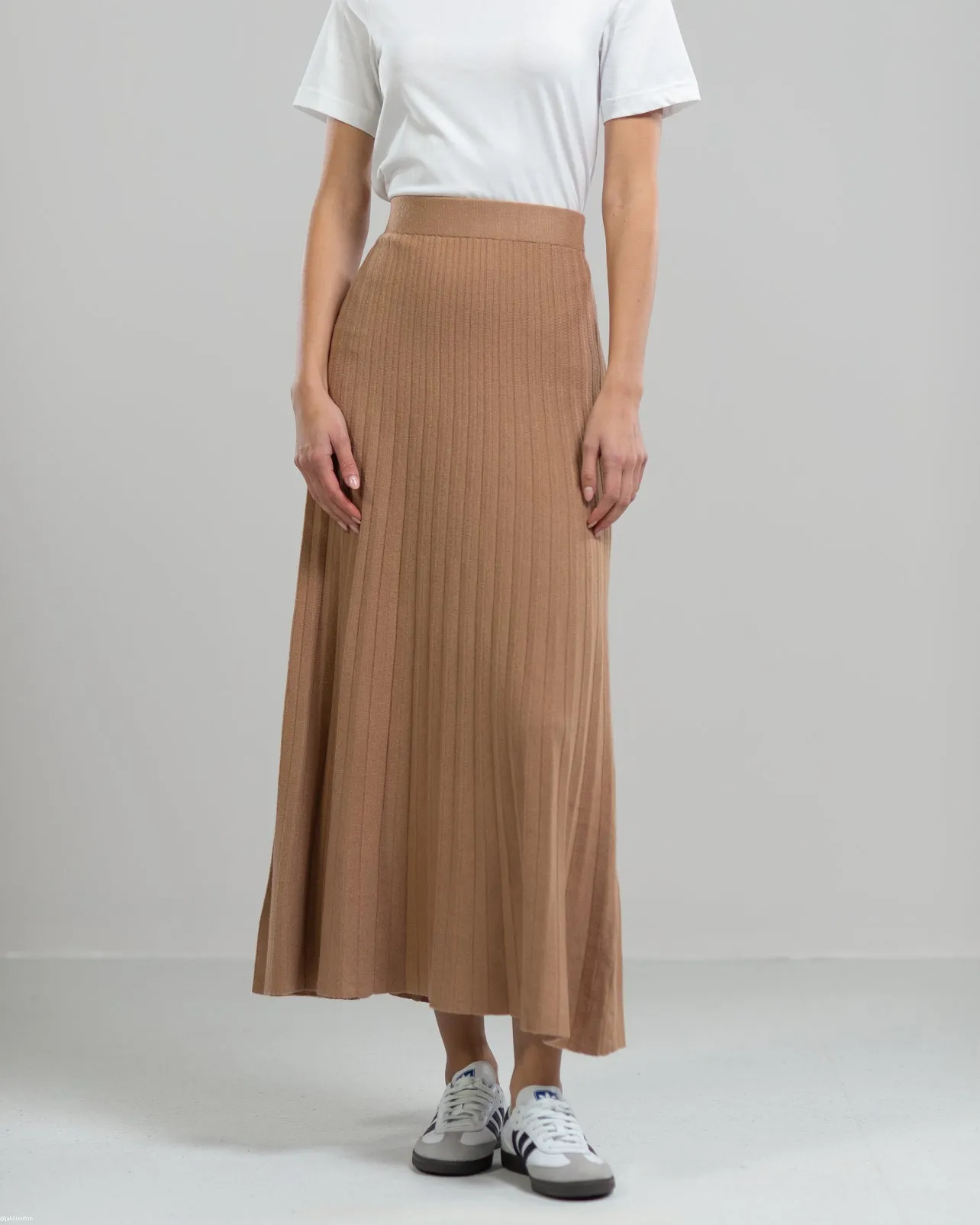 NEW | Knitted Maxi Skirt | Camel