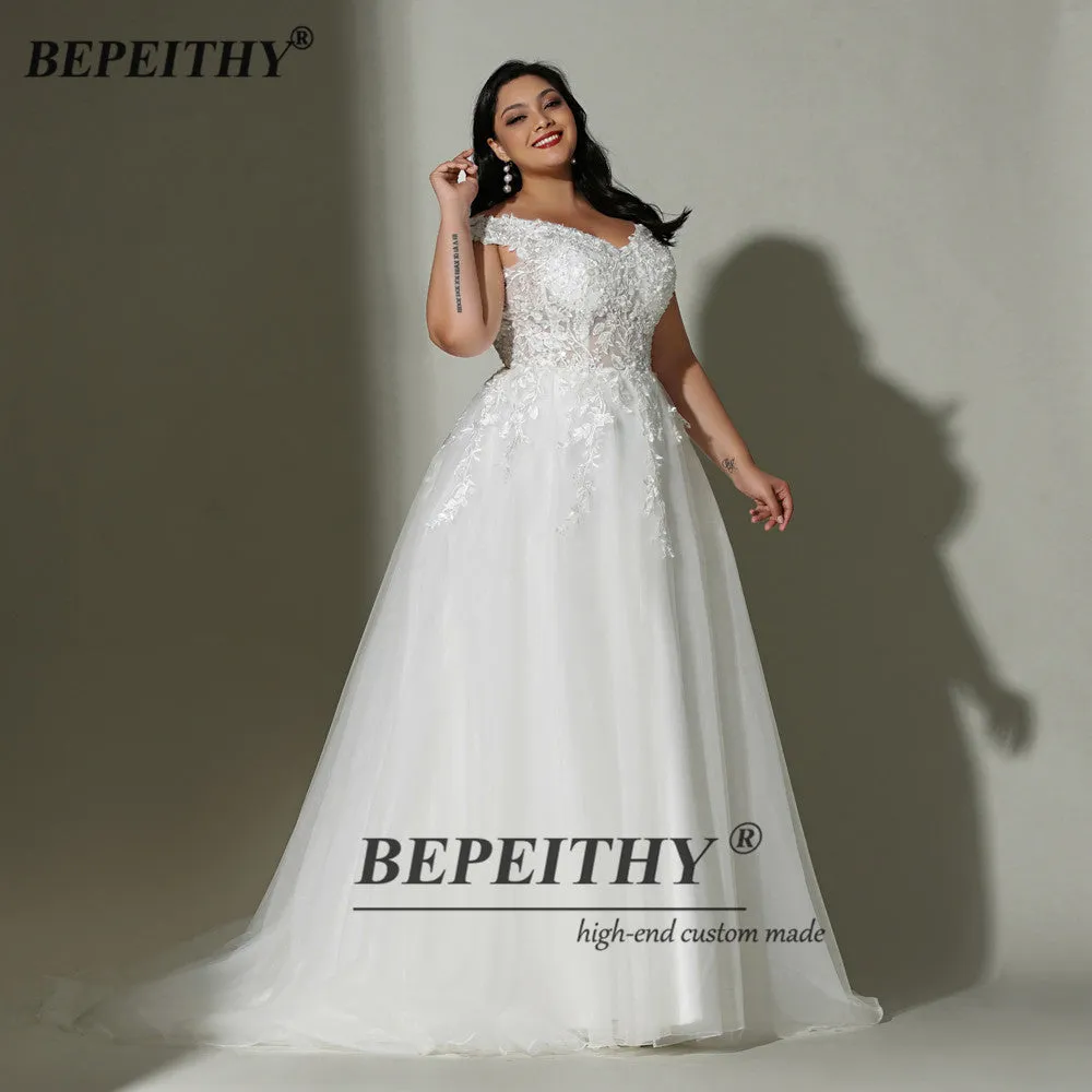 Off The Shoulder Ivory Plus Size Wedding Sweep Train Sweetheart Lace Bridal Gown Dress