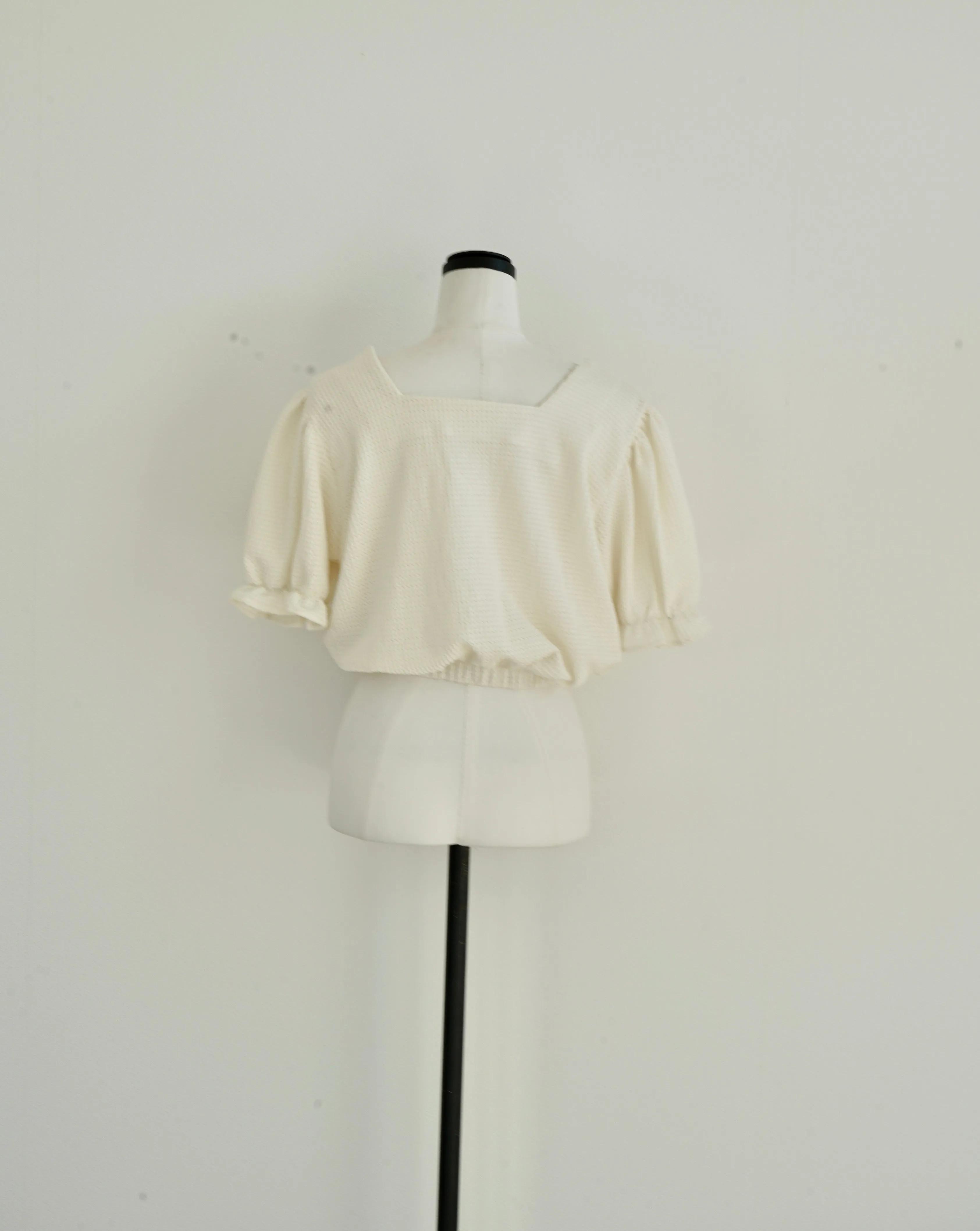 Square neck tops