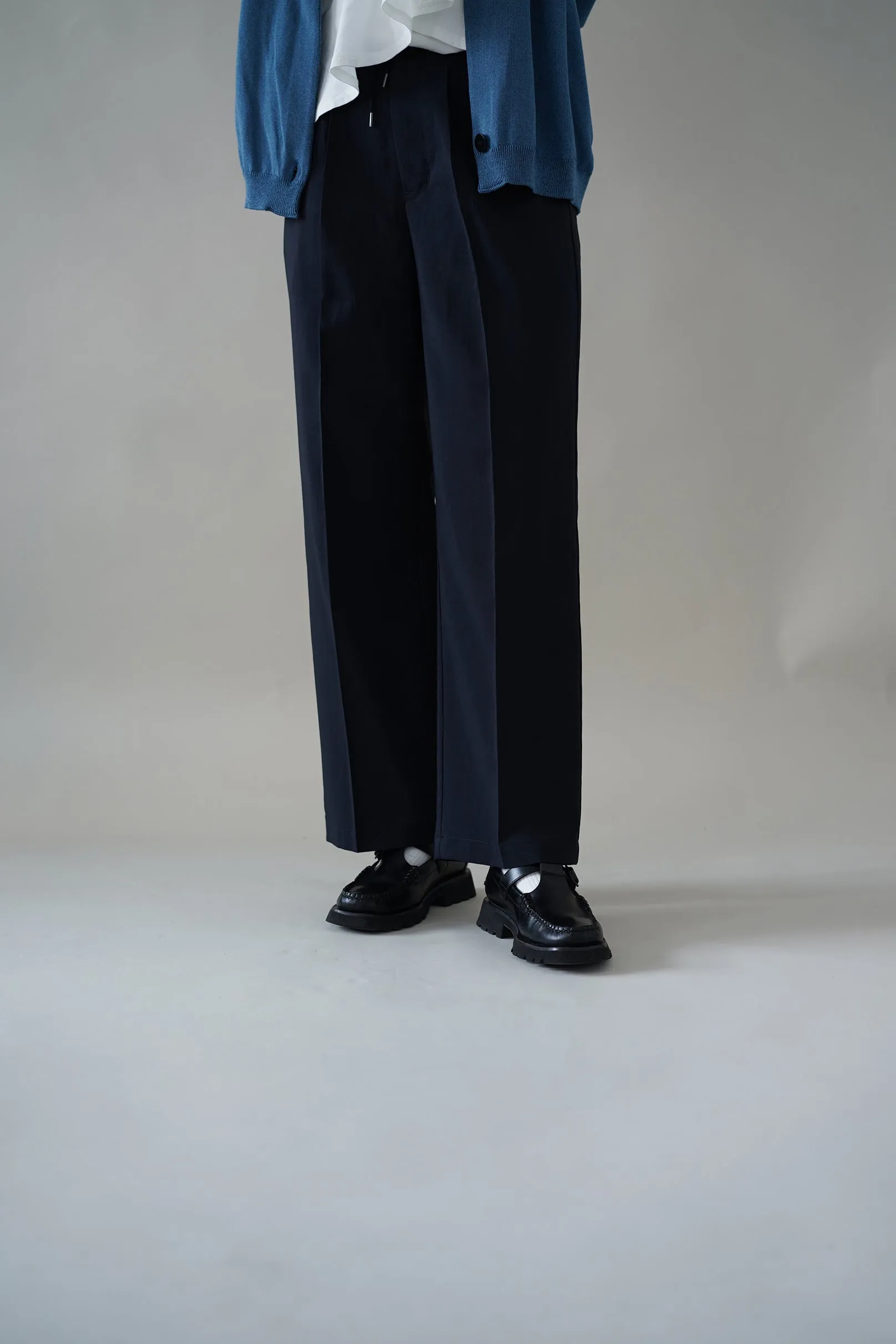 STILL BY HAND WM / KN01241 / STYLE